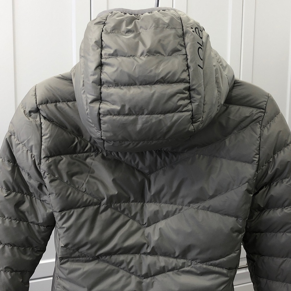 Lolë Reversible Gray/White Puffer Jacket with Hood – Woman's – XS - Picture 11 of 16
